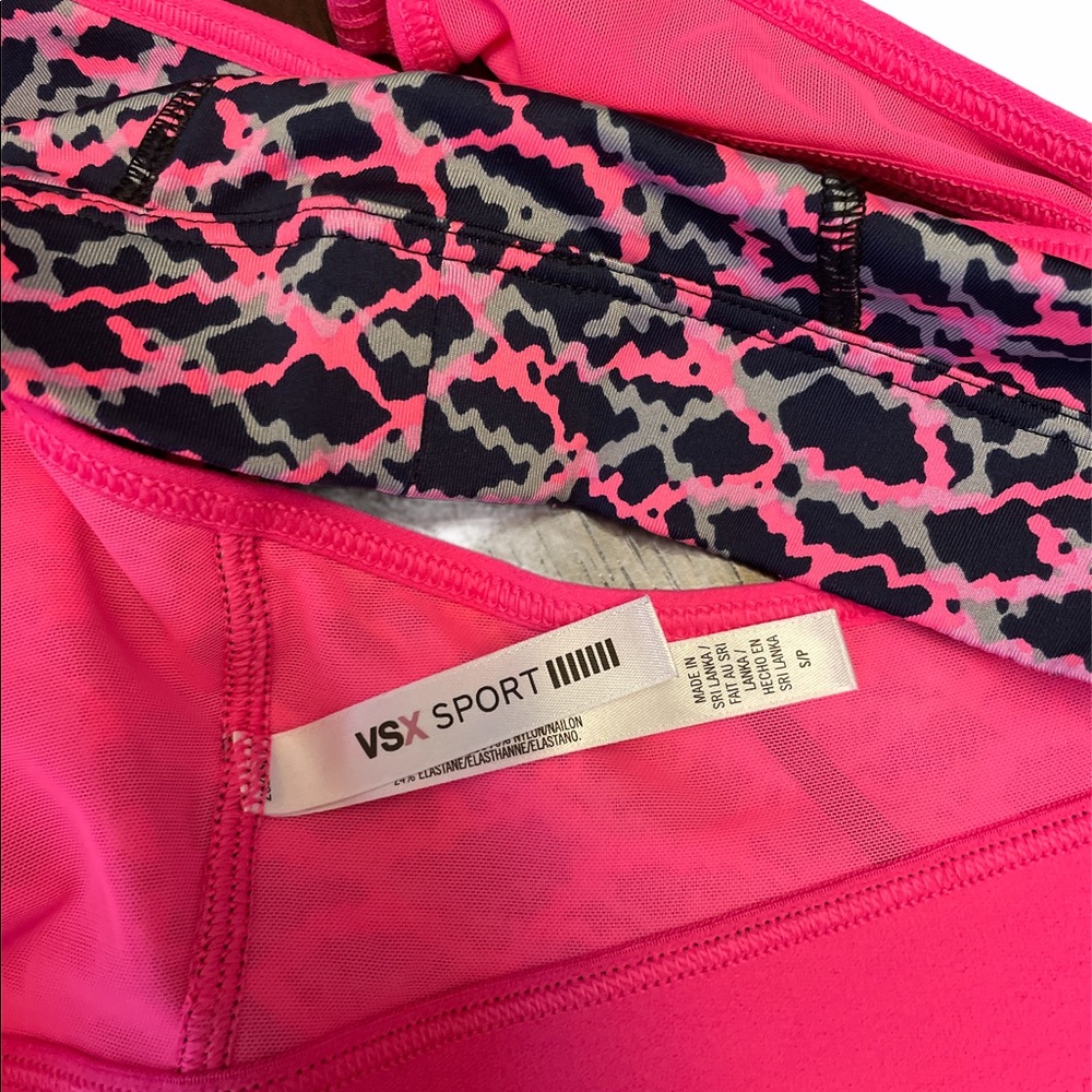 Like New! VSX Hot Pink Sports Bra Size Small - Picture 6 of 6